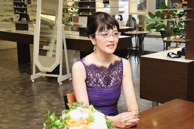 眼鏡に合わせた「正しいメイク」